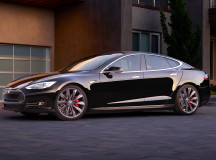 Tesla Model S ‘Insane Mode’: Watch People’s Reactions to Insane Acceleration