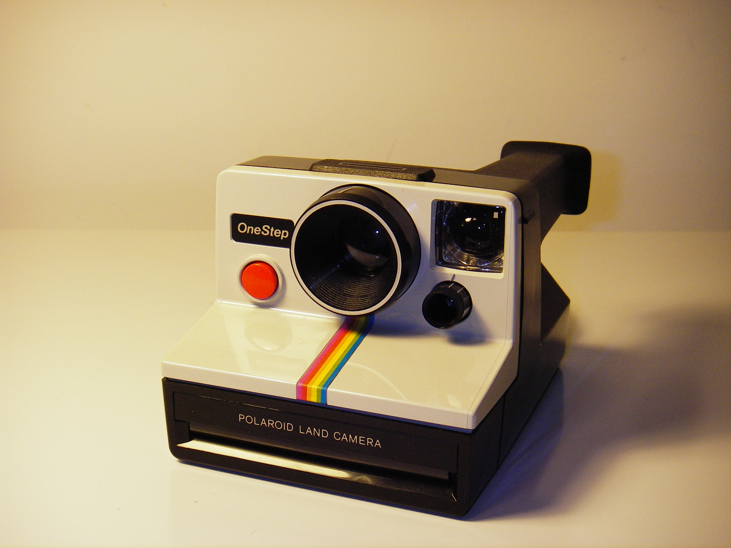 Tech Reviewer Polaroid Socialmatic Revolution Tech Reviewer Polaroid Socialmatic Revolution